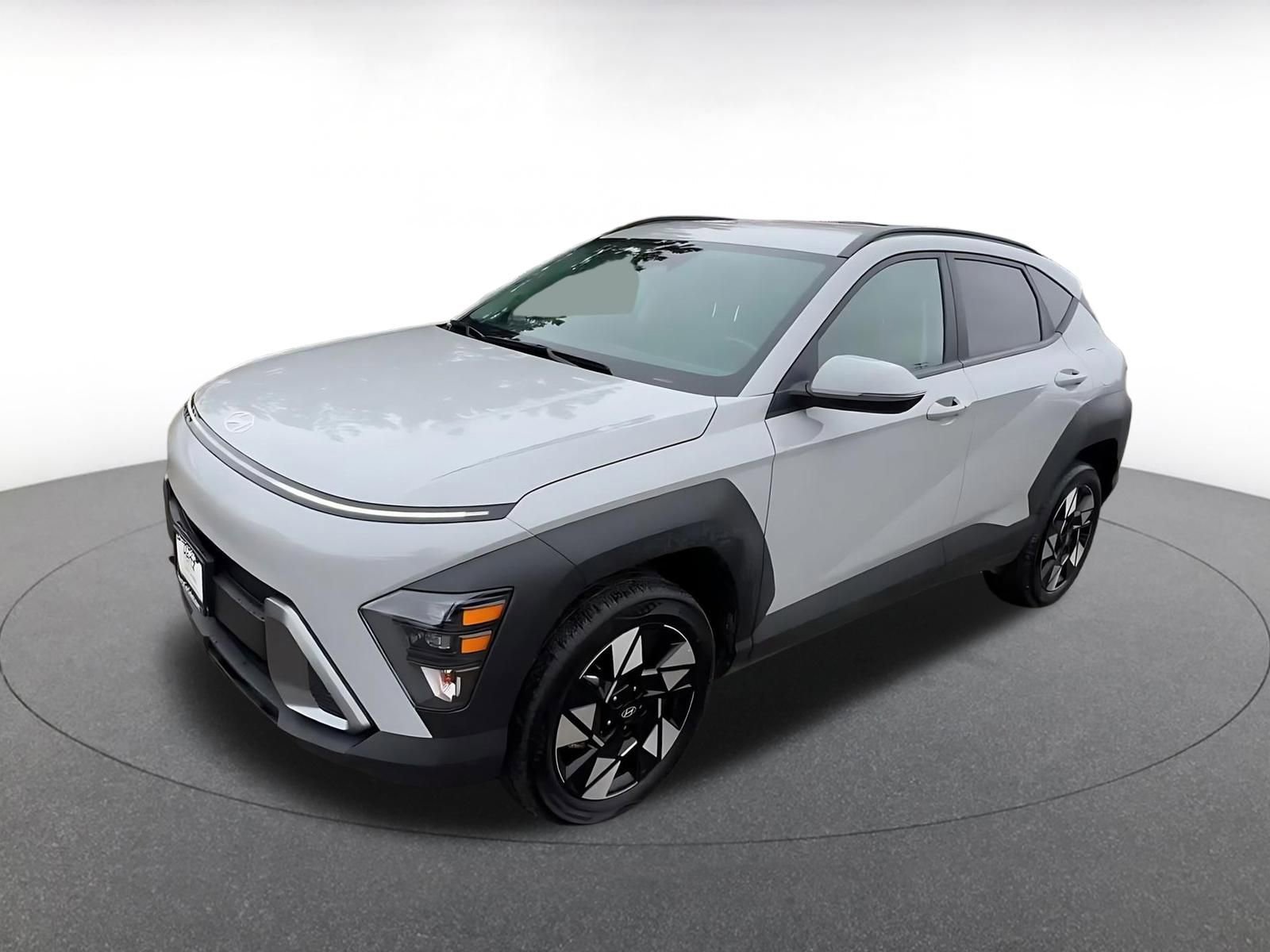 Used 2025 Hyundai Kona SEL image 8