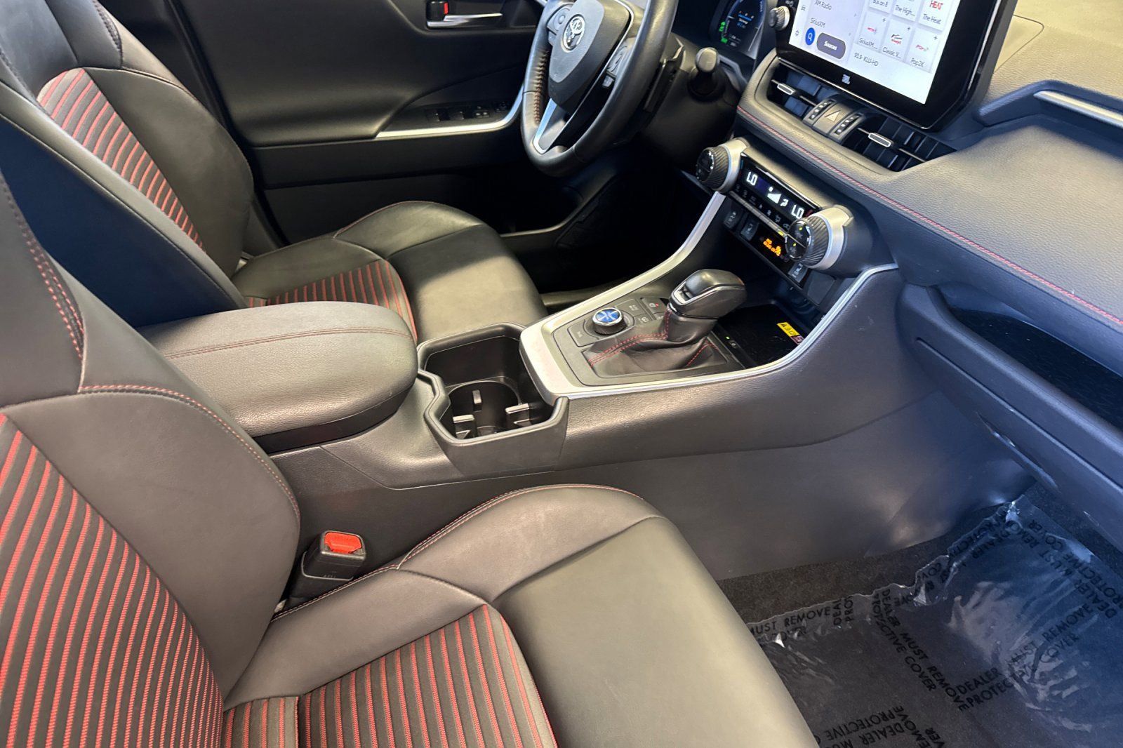 Certified 2023 Toyota RAV4 XSE w/ Weather Package AWD/4WD image 22