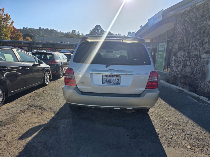 Used 2003 Toyota Highlander Limited image 7