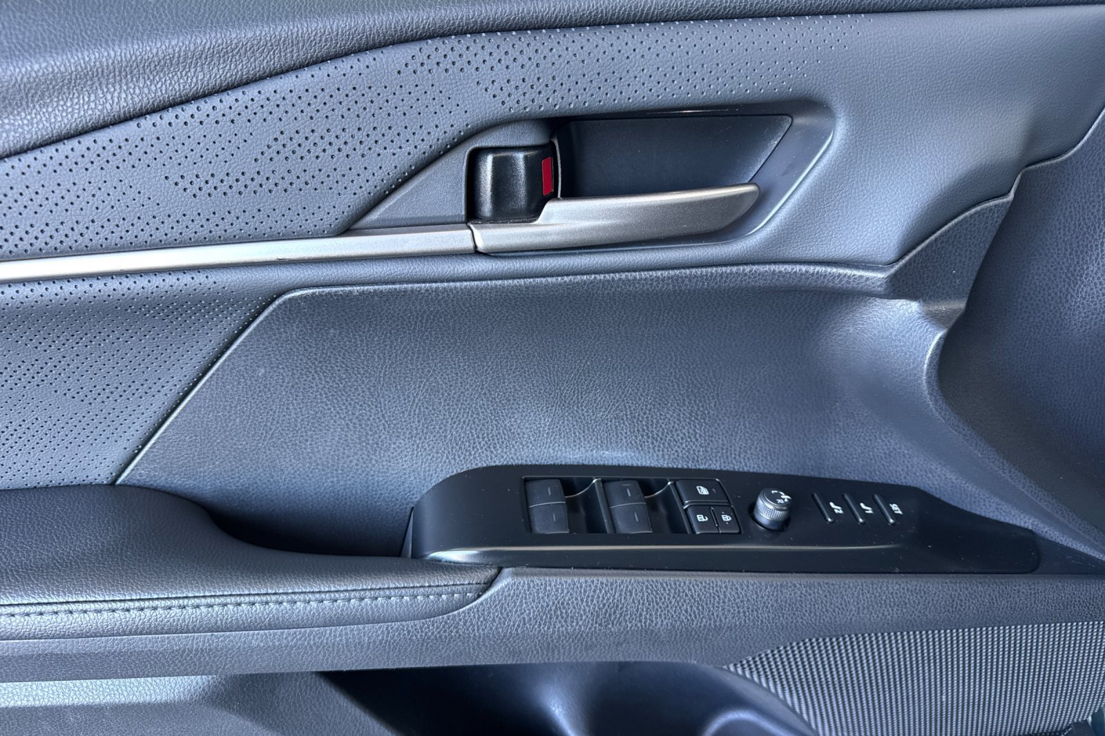 Certified 2026 Toyota Camry XSE w/ Premium Plus Package FWD image 11
