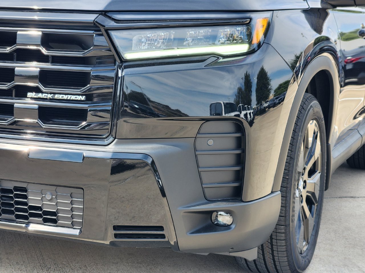 New 2026 Honda Pilot Black Edition image 6