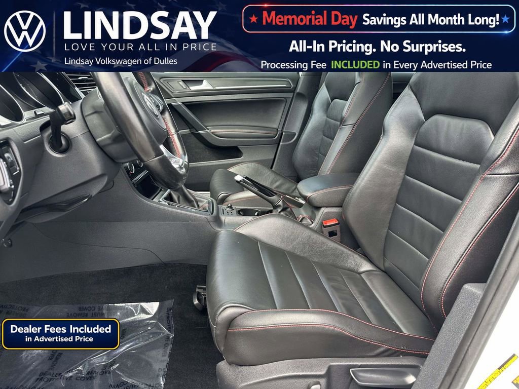 Used 2018 Volkswagen GTI SE w/ SE Leather Package FWD image 11