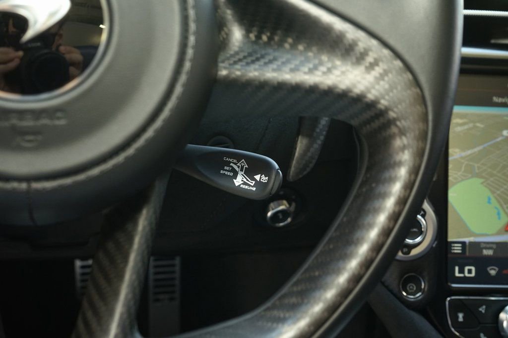 Used 2020 McLaren 720S Spider image 36