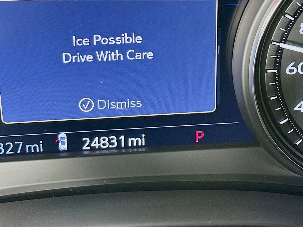 Used 2023 Cadillac XT5 Premium Luxury w/ Technology Package image 16