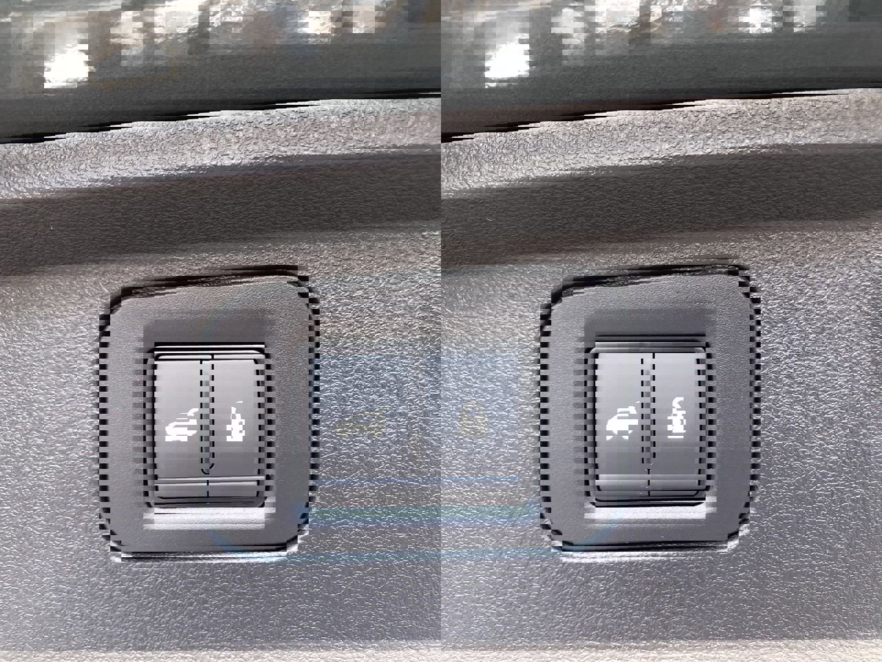 New 2026 Nissan Armada PRO-4X w/ Captain's Chari Seat Package image 18