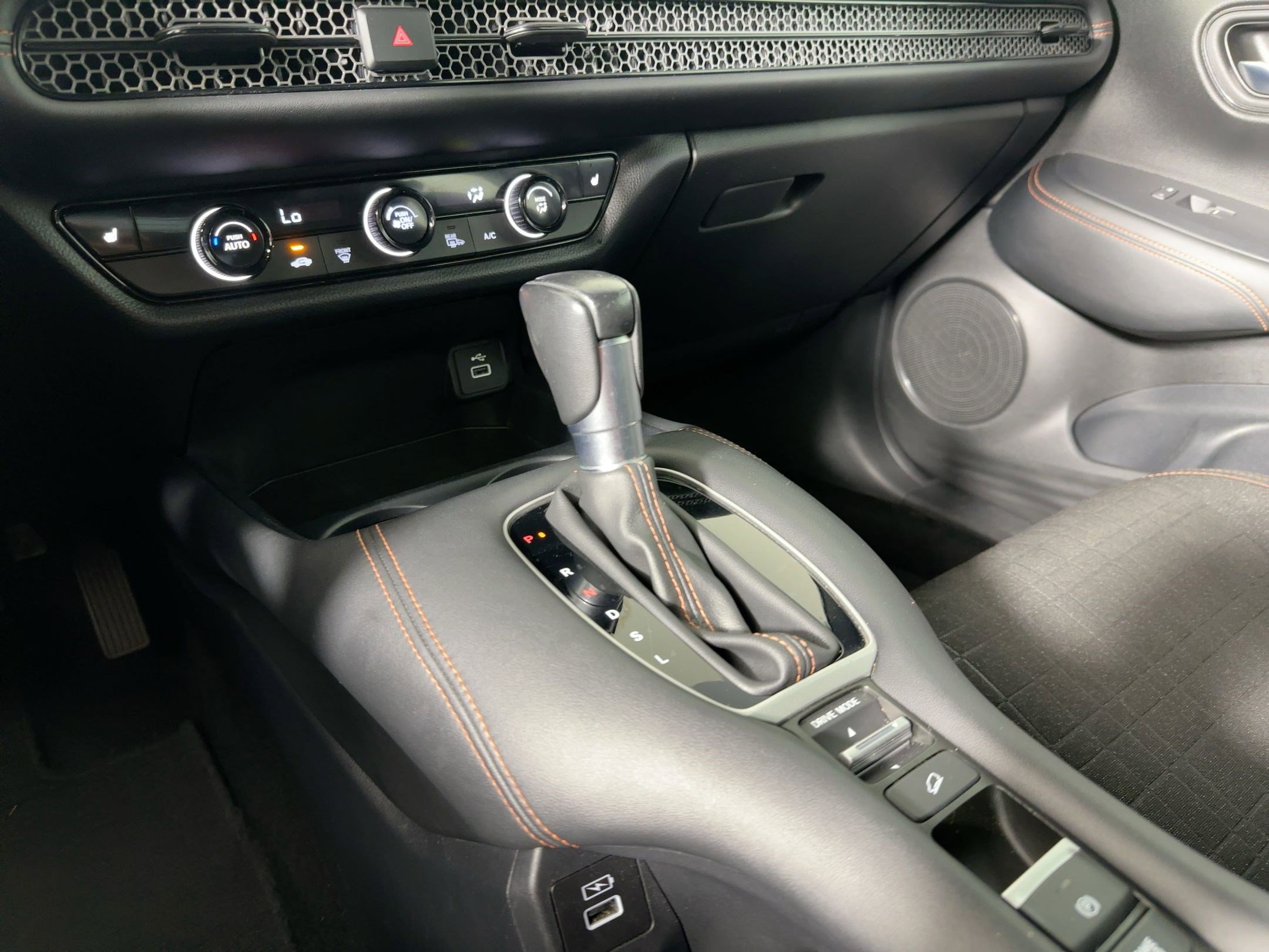 Used 2023 Honda HR-V Sport image 14