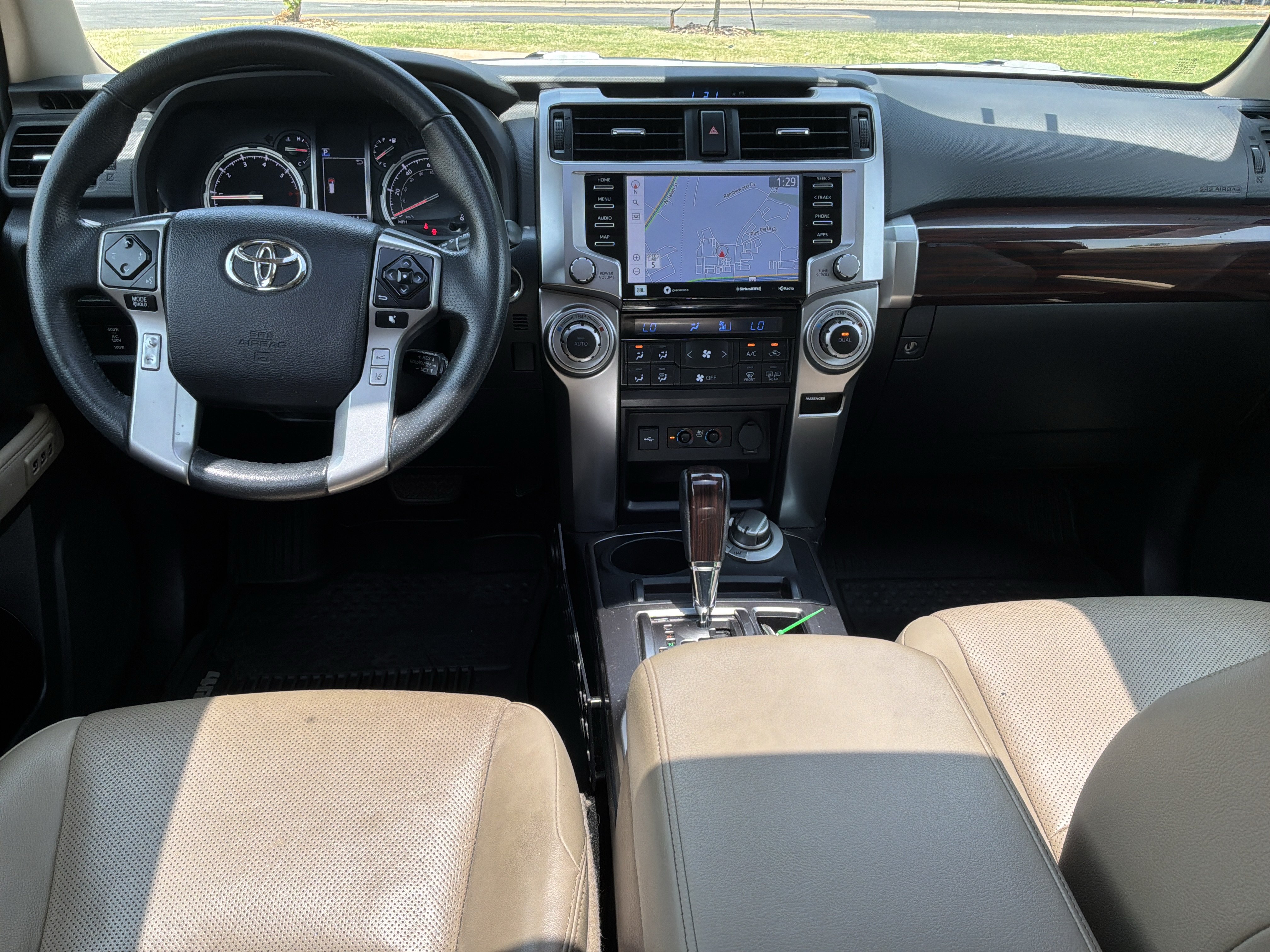 Used 2020 Toyota 4Runner Limited AWD/4WD image 29