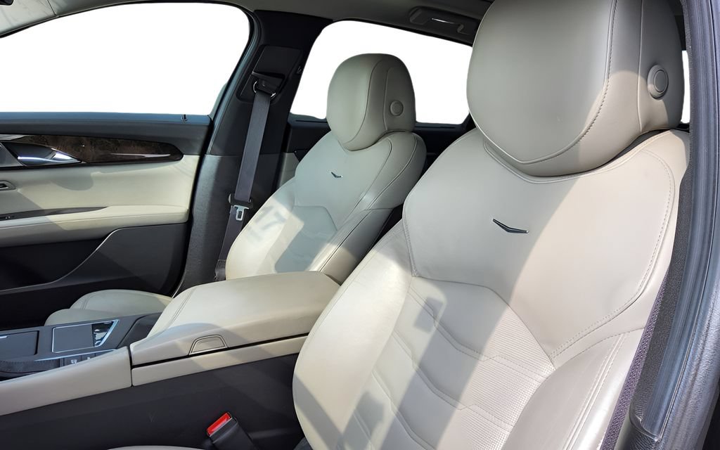 Used 2017 Cadillac CT6 Luxury AWD/4WD image 19