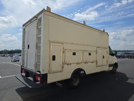 Used 2019 Mercedes-Benz Sprinter 170 w/ Comfort Plus Package image 4