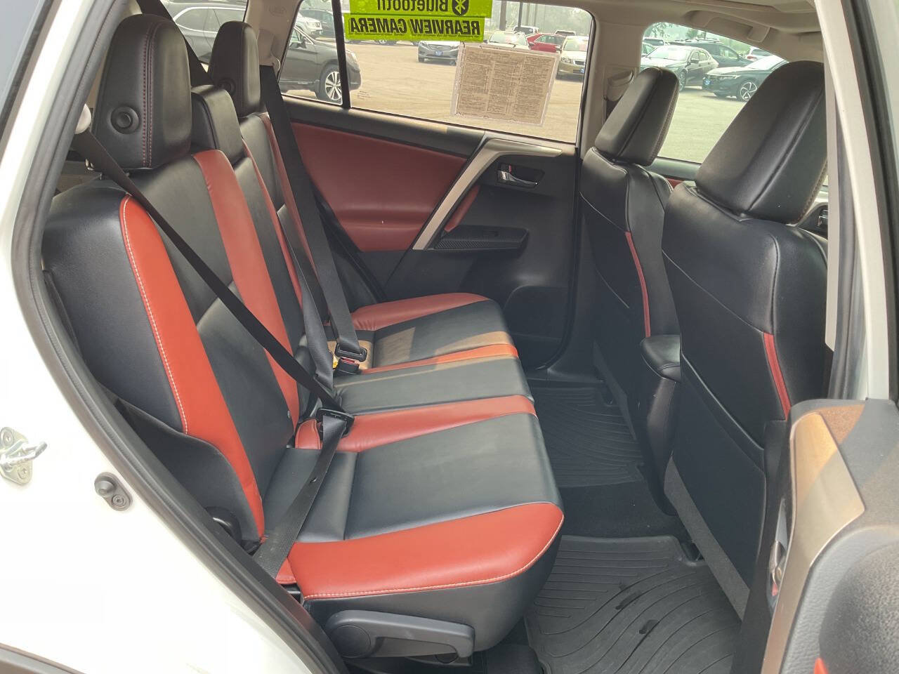 Used 2015 Toyota RAV4 Limited w/ Technology Package AWD/4WD image 35