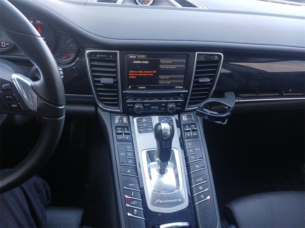 Used 2013 Porsche Panamera S image 21