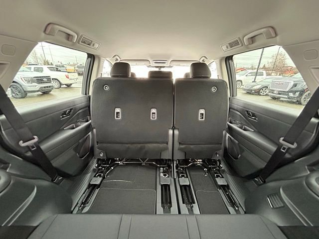 New 2026 Nissan Pathfinder SV image 39