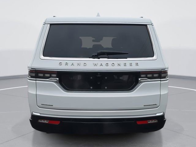 Used 2023 Jeep Grand Wagoneer L Series III image 4