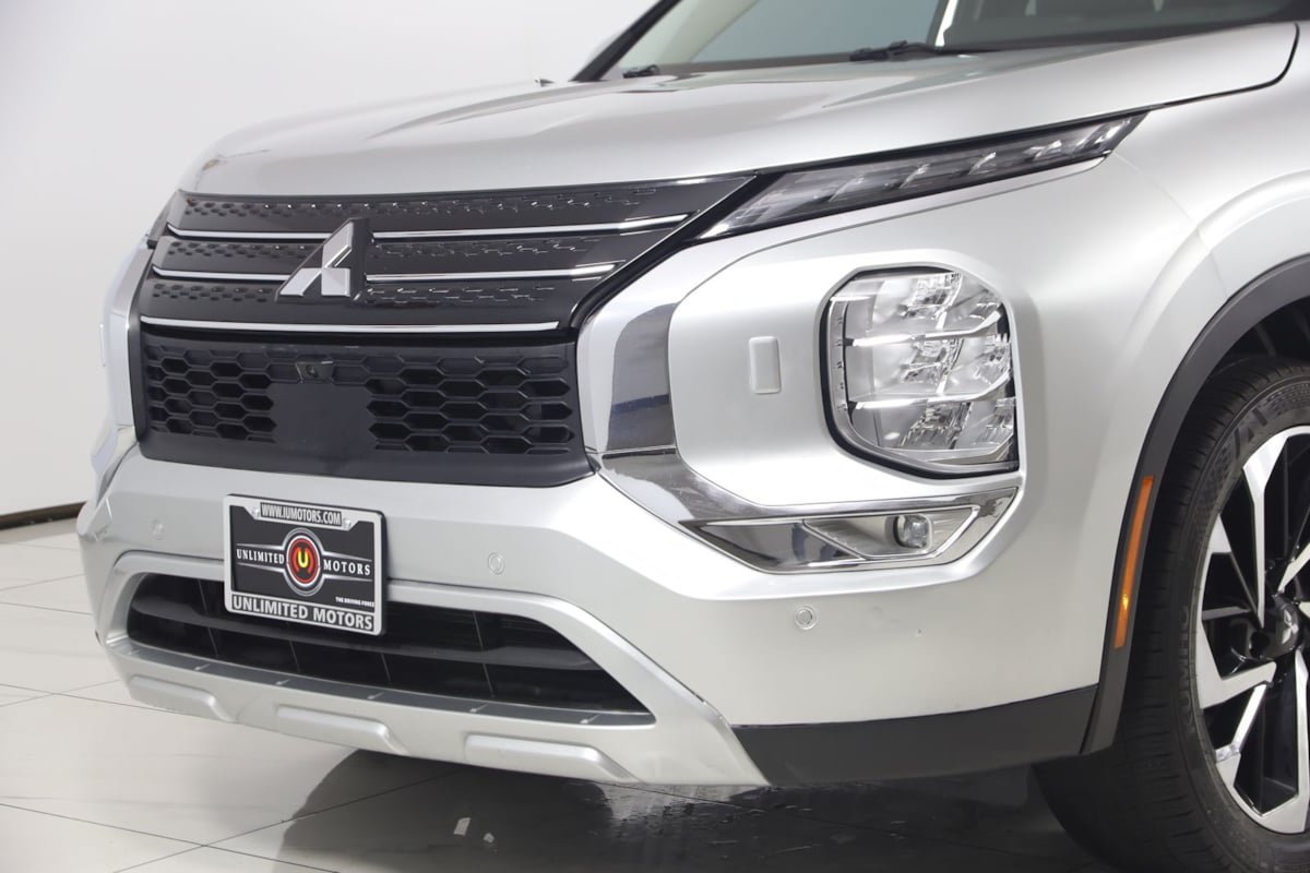 Used 2024 Mitsubishi Outlander SE AWD/4WD image 51