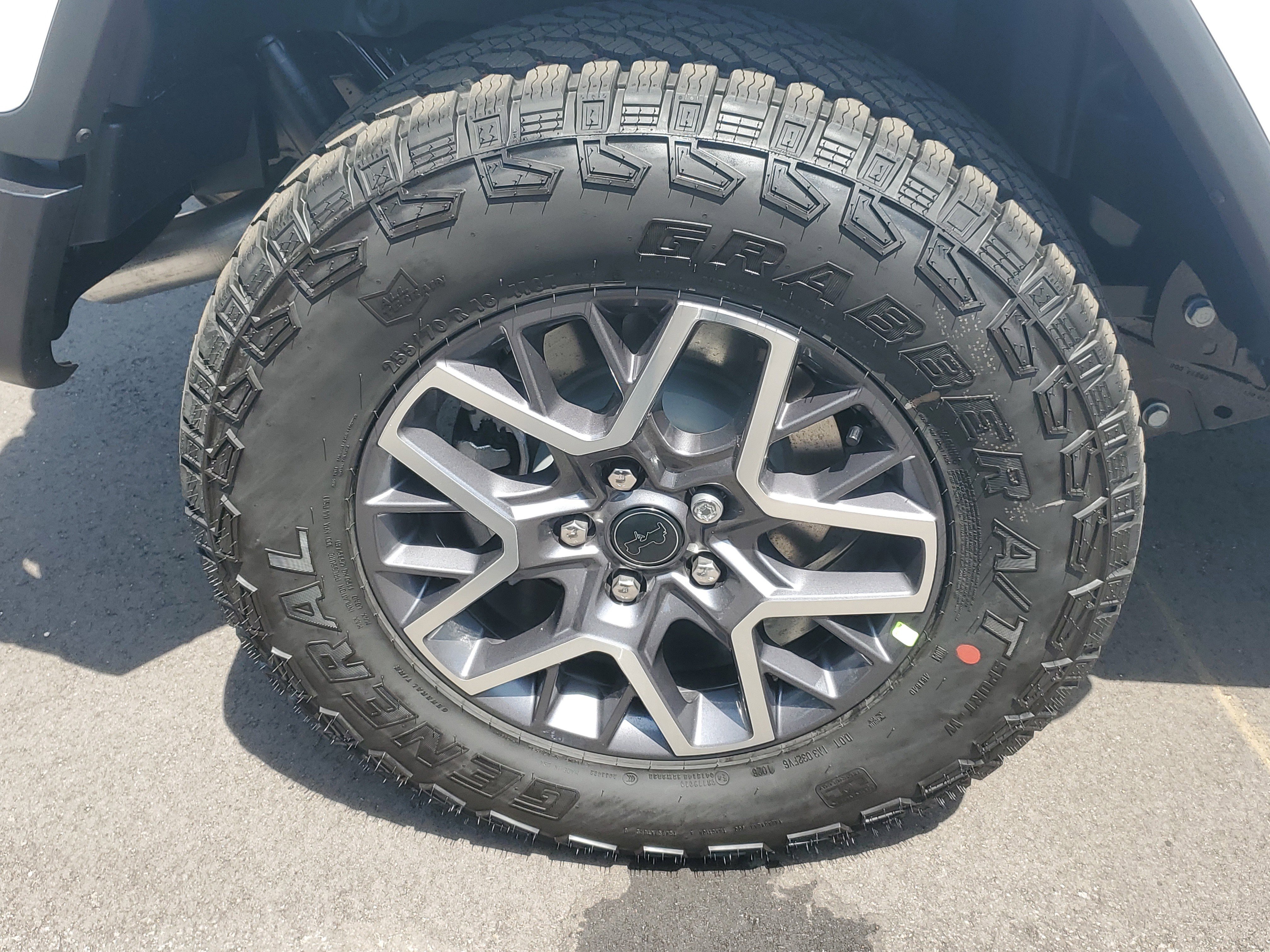 New 2026 Jeep Wrangler Unlimited Sahara AWD/4WD image 5