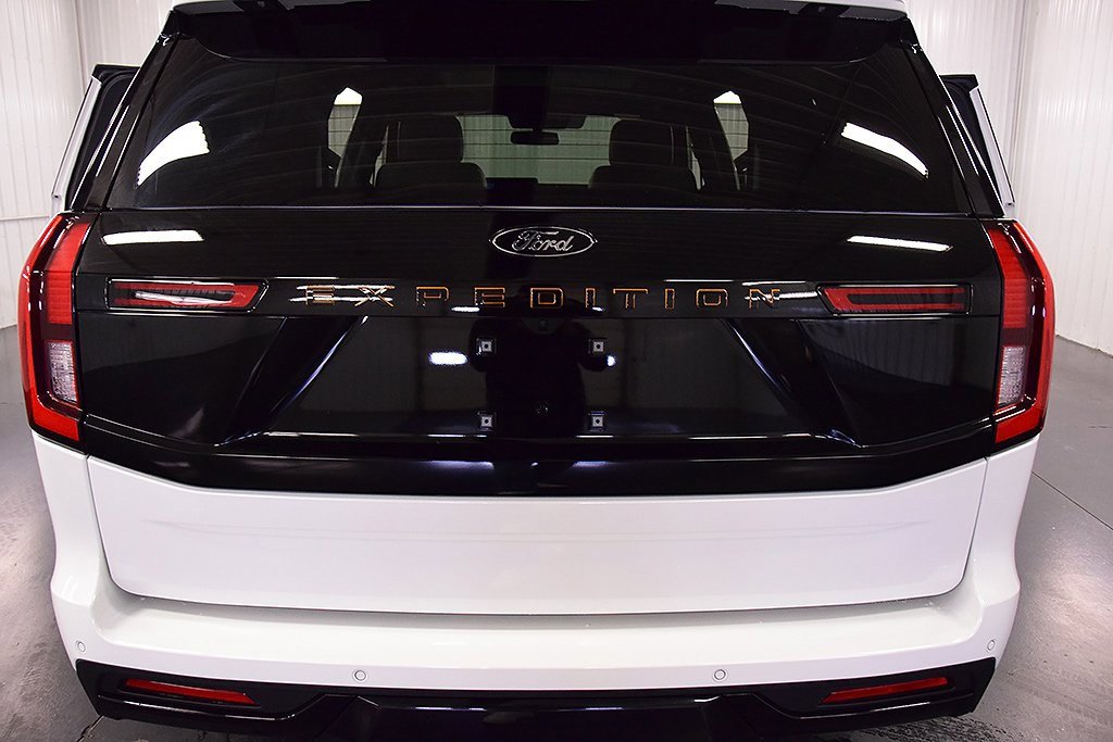 New 2025 Ford Expedition Tremor image 38