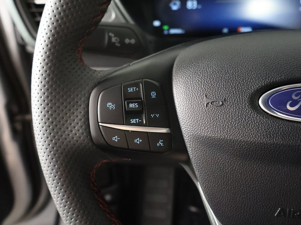 Used 2023 Ford Escape ST-Line Elite w/ Premium Technology Package AWD/4WD image 39