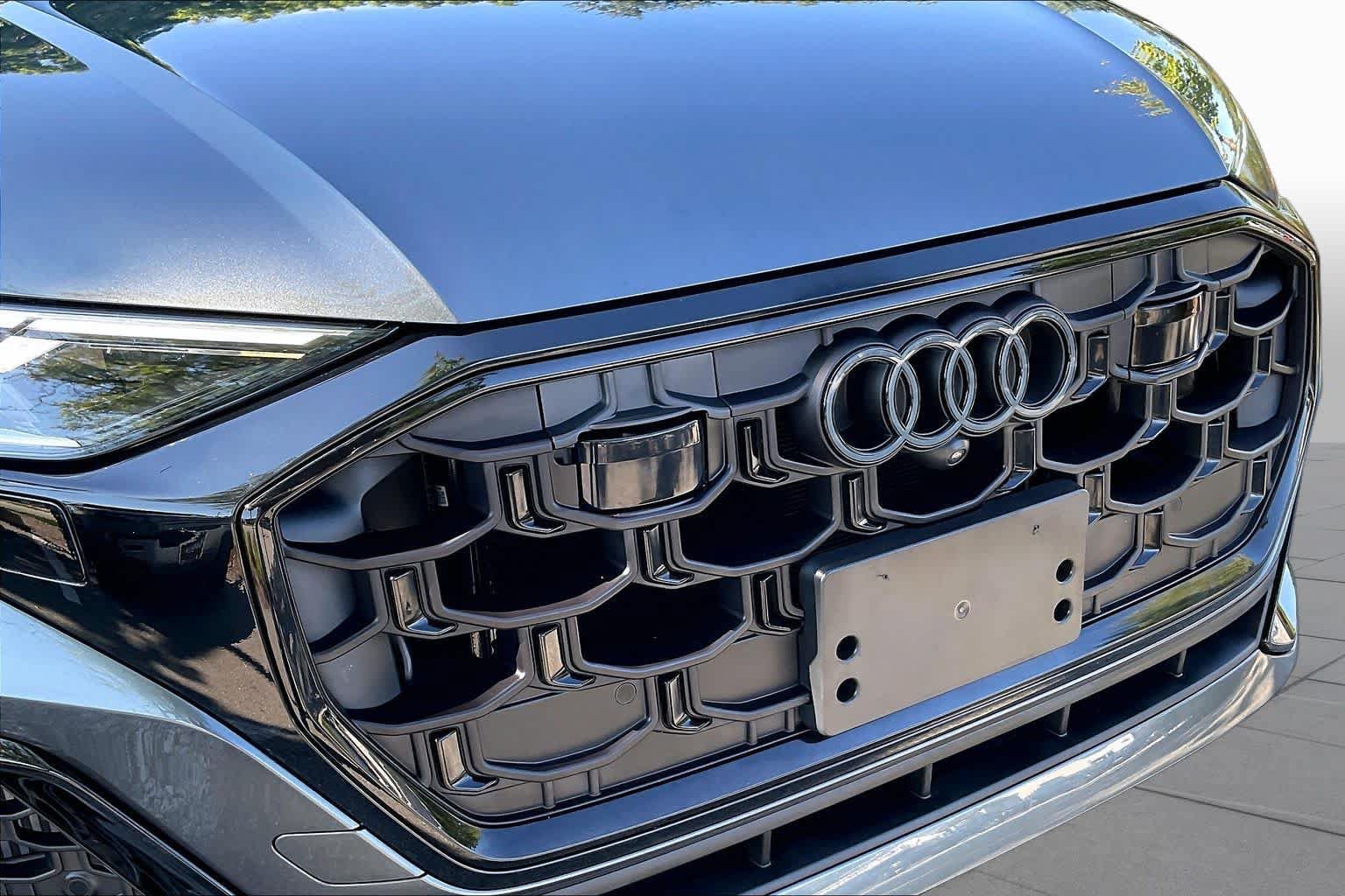 Used 2026 Audi Q8 Prestige AWD/4WD image 31