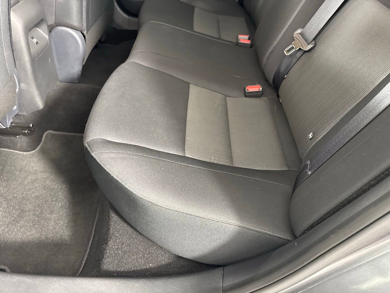 Used 2025 Nissan Sentra SV image 23