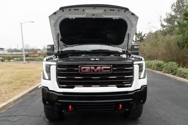Used 2025 GMC Sierra 2500 AT4X image 9