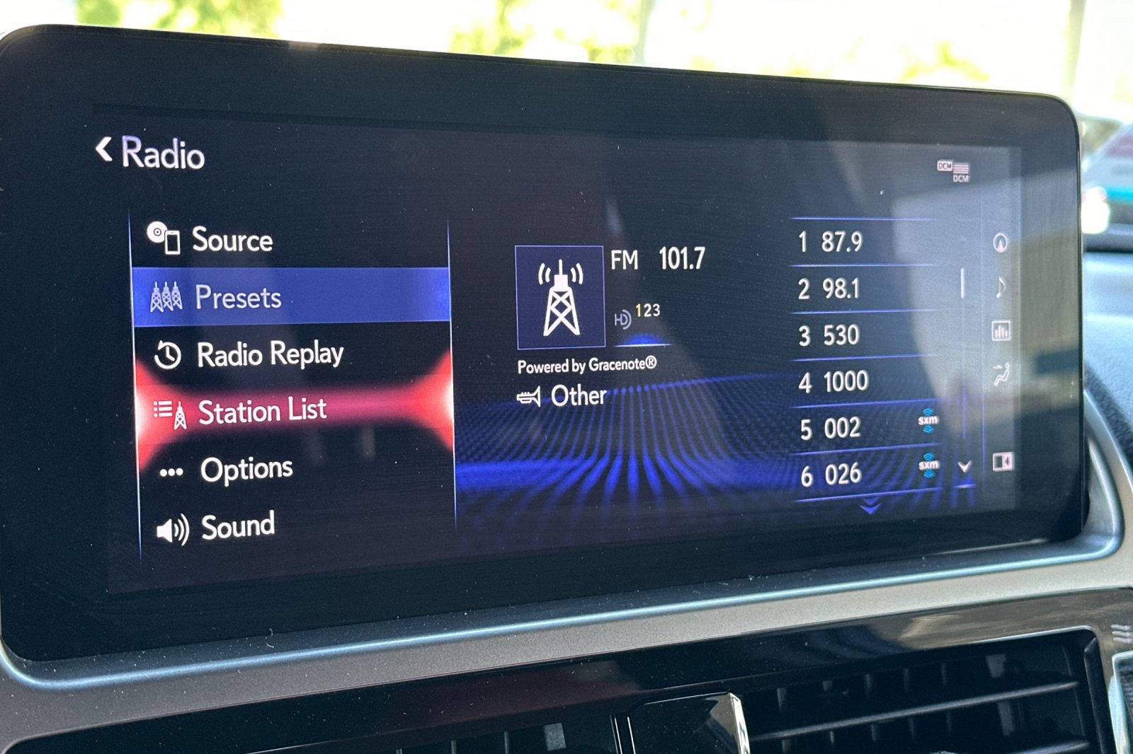 Certified 2023 Lexus GX 460 Luxury w/ Sport Design Package AWD/4WD image 19