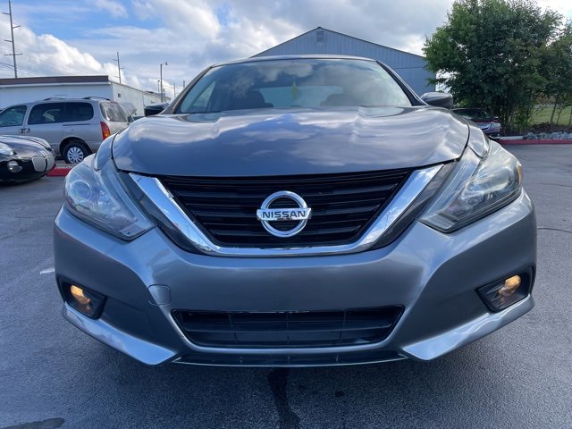 Used 2018 Nissan Altima 2.5 SR w/ SR Special Edition image 3