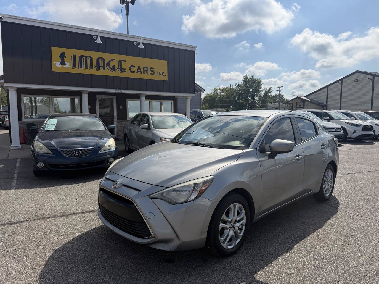 Used 2016 Scion iA FWD image 2