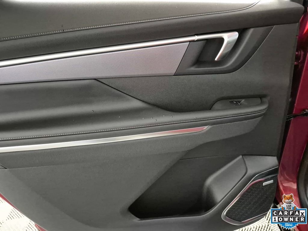 Certified 2026 Buick Enclave Sport Touring w/ Power Package image 25