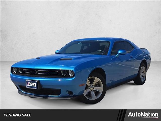 Used 2023 Dodge Challenger SXT video 1