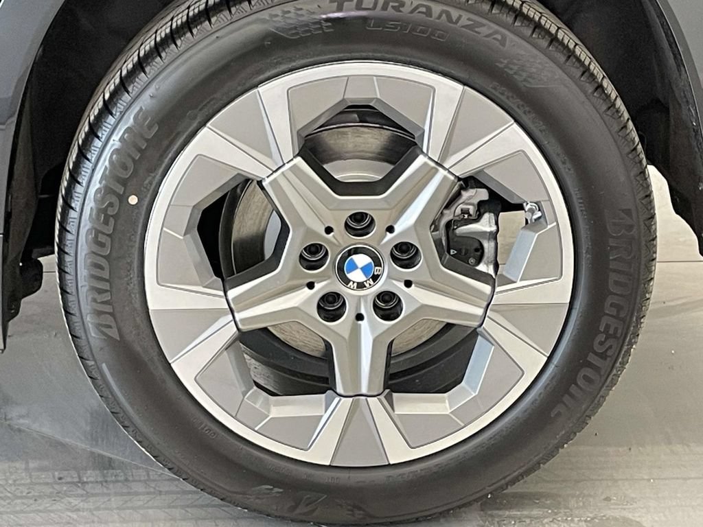 New 2026 BMW X1 xDrive28i w/ Convenience Package AWD/4WD image 11
