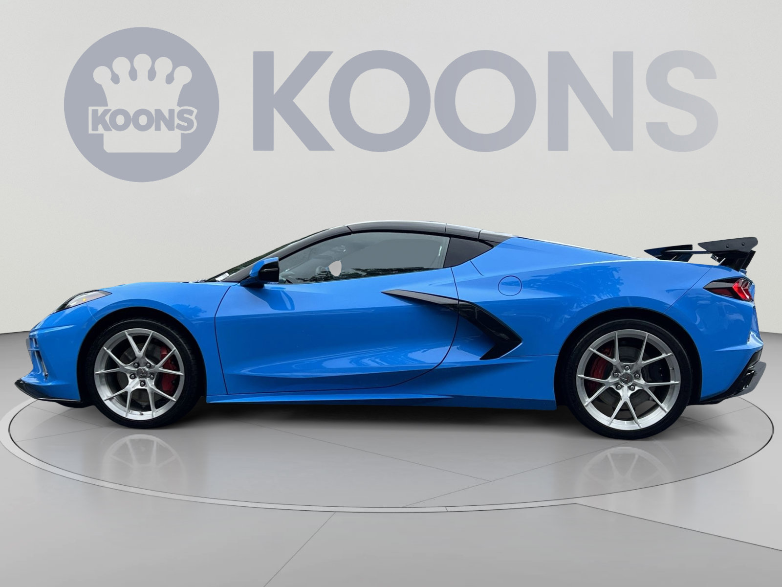 Used 2024 Chevrolet Corvette Stingray Premium Cpe w/ Z51 Performance Package RWD image 42