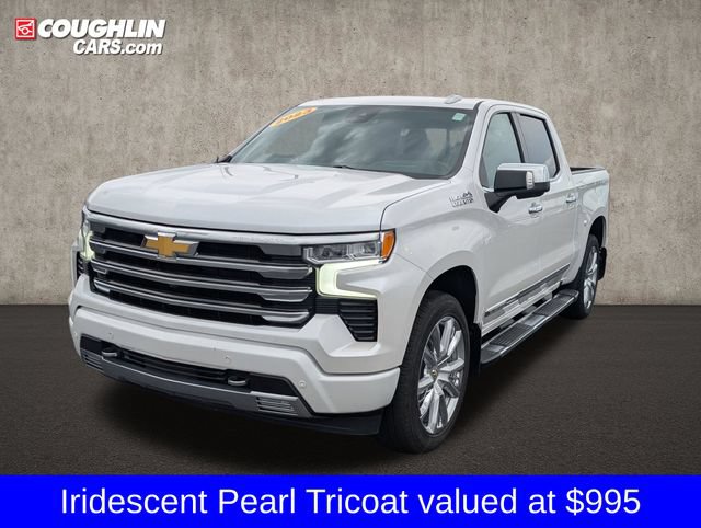Used 2023 Chevrolet Silverado 1500 High Country w/ High Country Premium Package AWD/4WD image 4