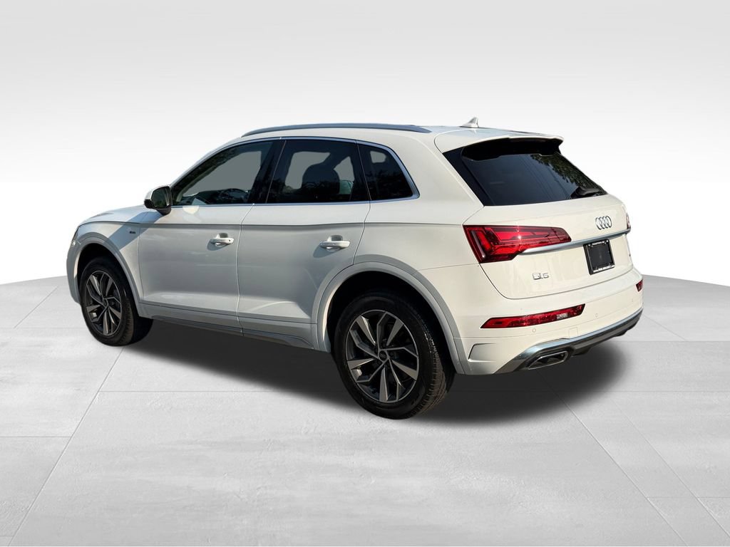 Used 2023 Audi Q5 2.0T Premium Plus w/ Premium Plus Package AWD/4WD image 5