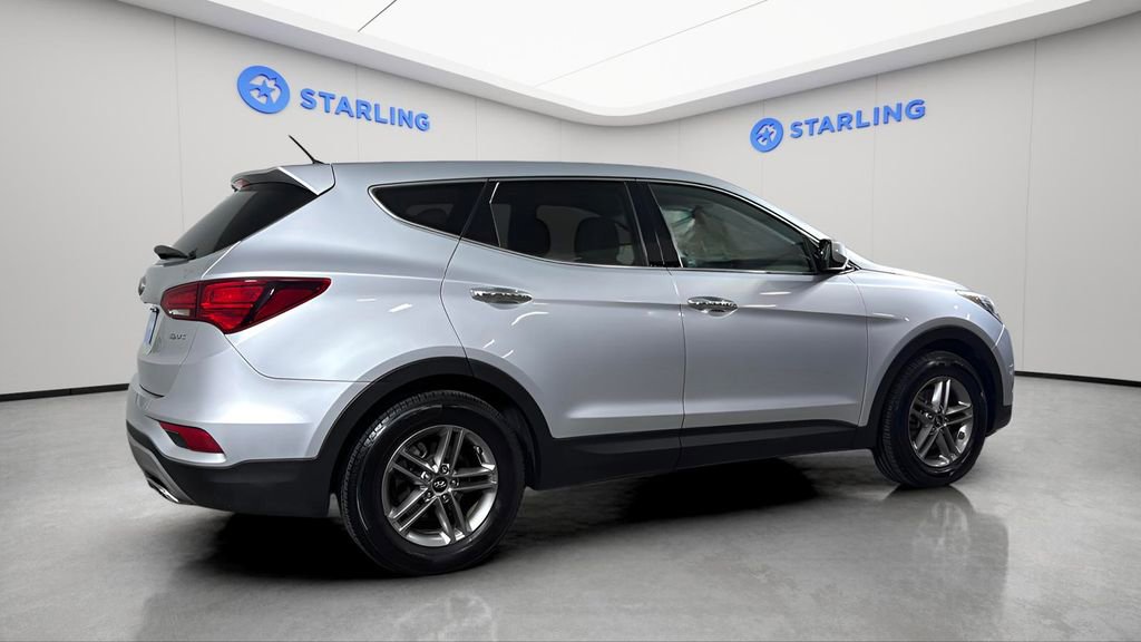 Used 2018 Hyundai Santa Fe Sport image 10