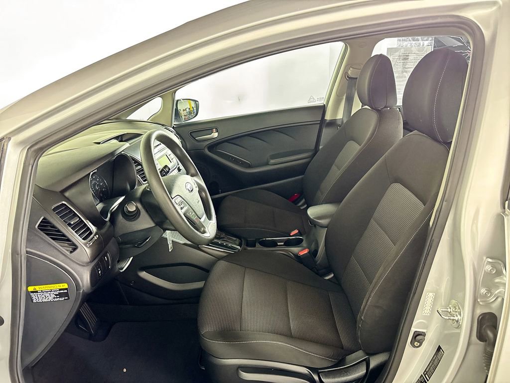 Used 2018 Kia Forte LX FWD image 11