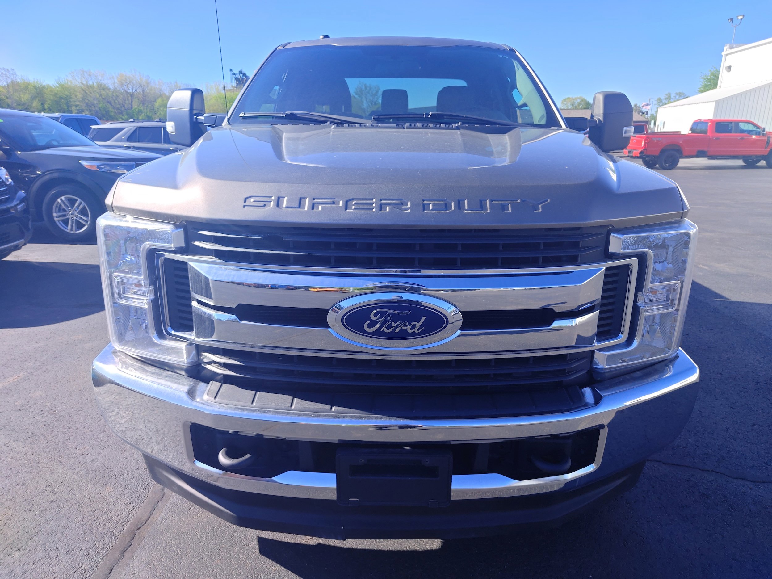 Used 2019 Ford F250 XLT AWD/4WD image 4