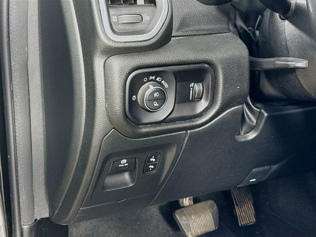 Used 2024 RAM 1500 Big Horn AWD/4WD image 10