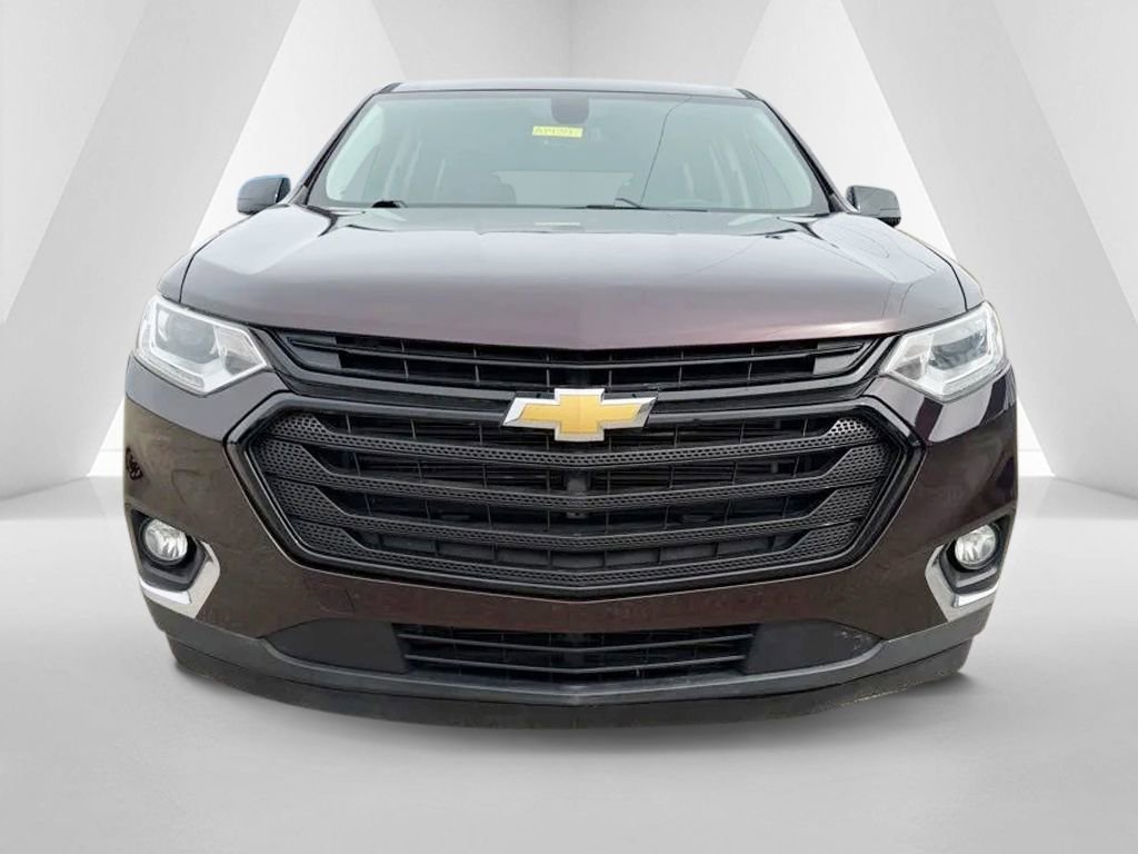 Used 2018 Chevrolet Traverse LT FWD image 2