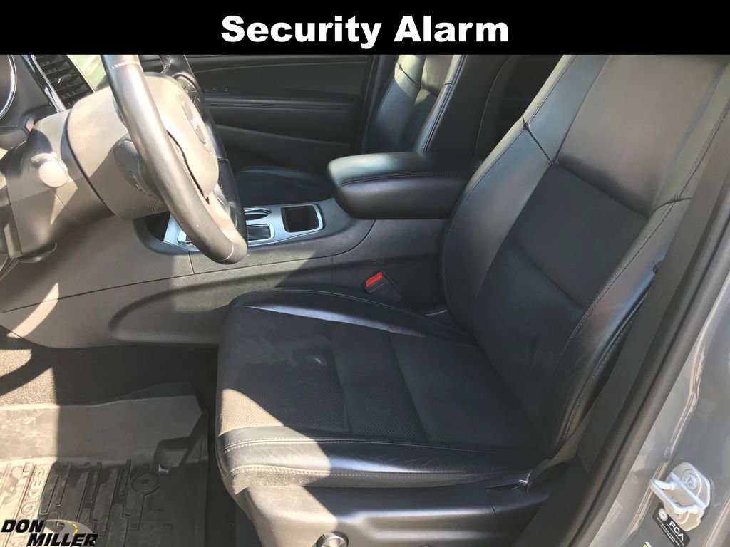 Used 2021 Jeep Grand Cherokee Laredo X image 12