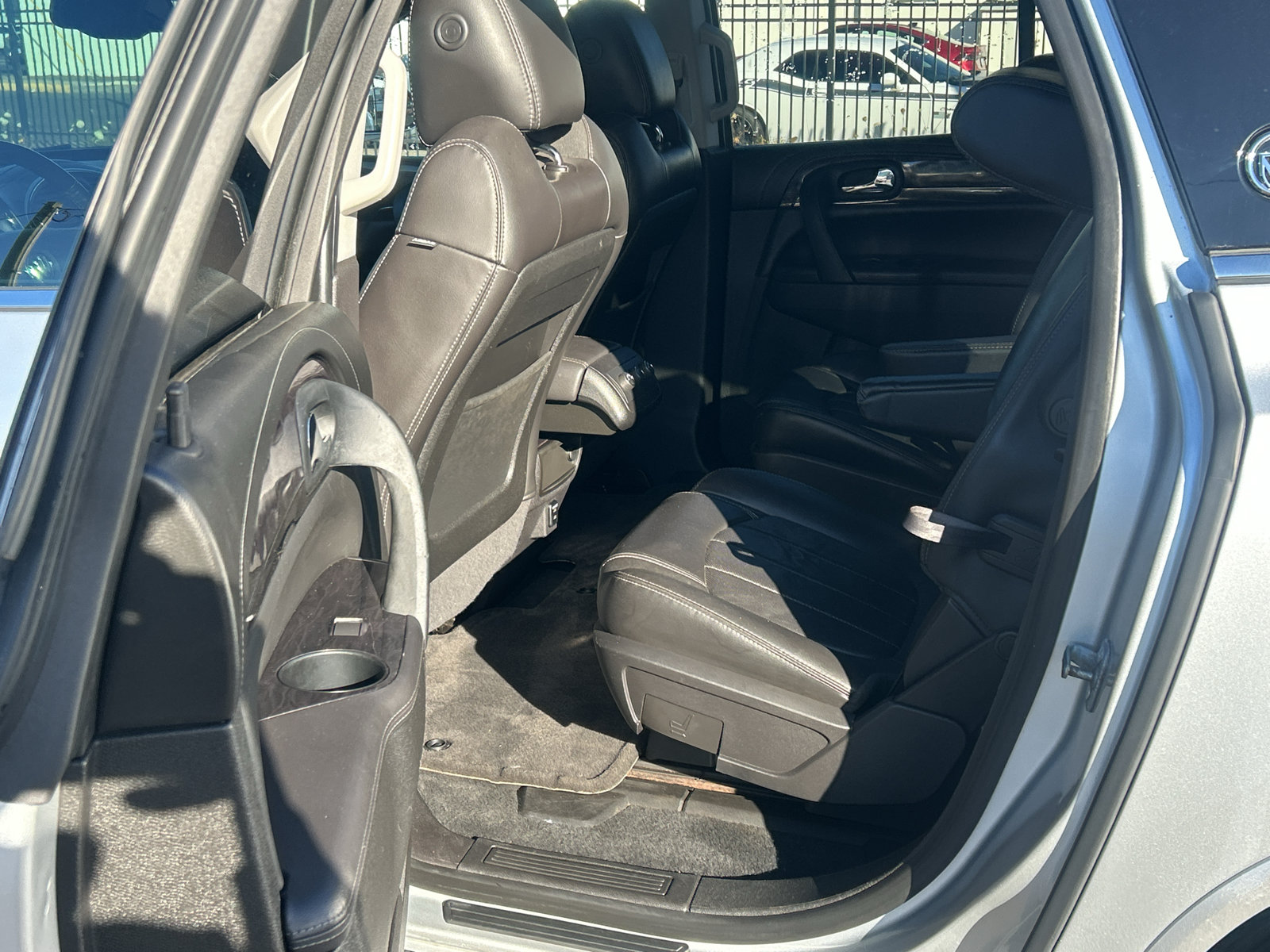 Used 2016 Buick Enclave Leather AWD/4WD image 31