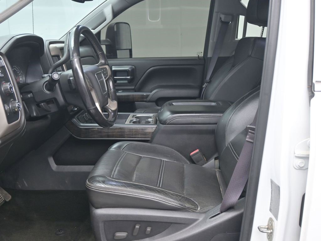 Used 2015 GMC Sierra 3500 Denali w/ Duramax Plus Package image 14