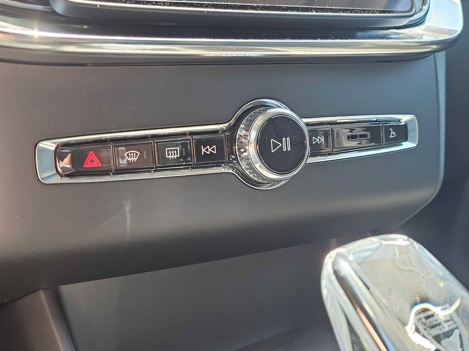 New 2026 Volvo XC90 T8 Ultra w/ Protection Package image 25