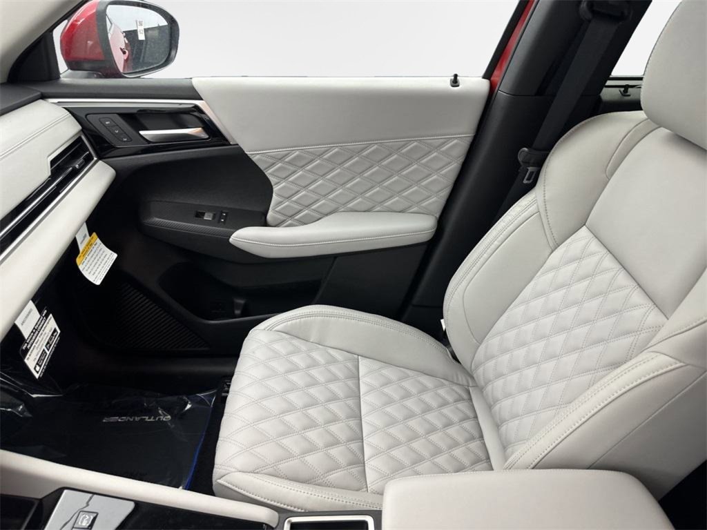 New 2025 Mitsubishi Outlander SEL image 18