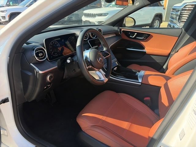 Used 2025 Mercedes-Benz C 300 4MATIC Sedan image 23