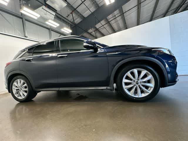 Used 2019 INFINITI QX50 Essential w/ Proactive Package AWD/4WD image 3