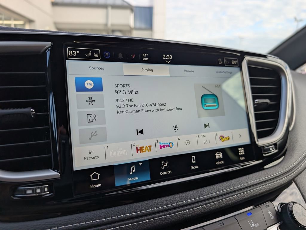 New 2026 Chrysler Pacifica Select image 25