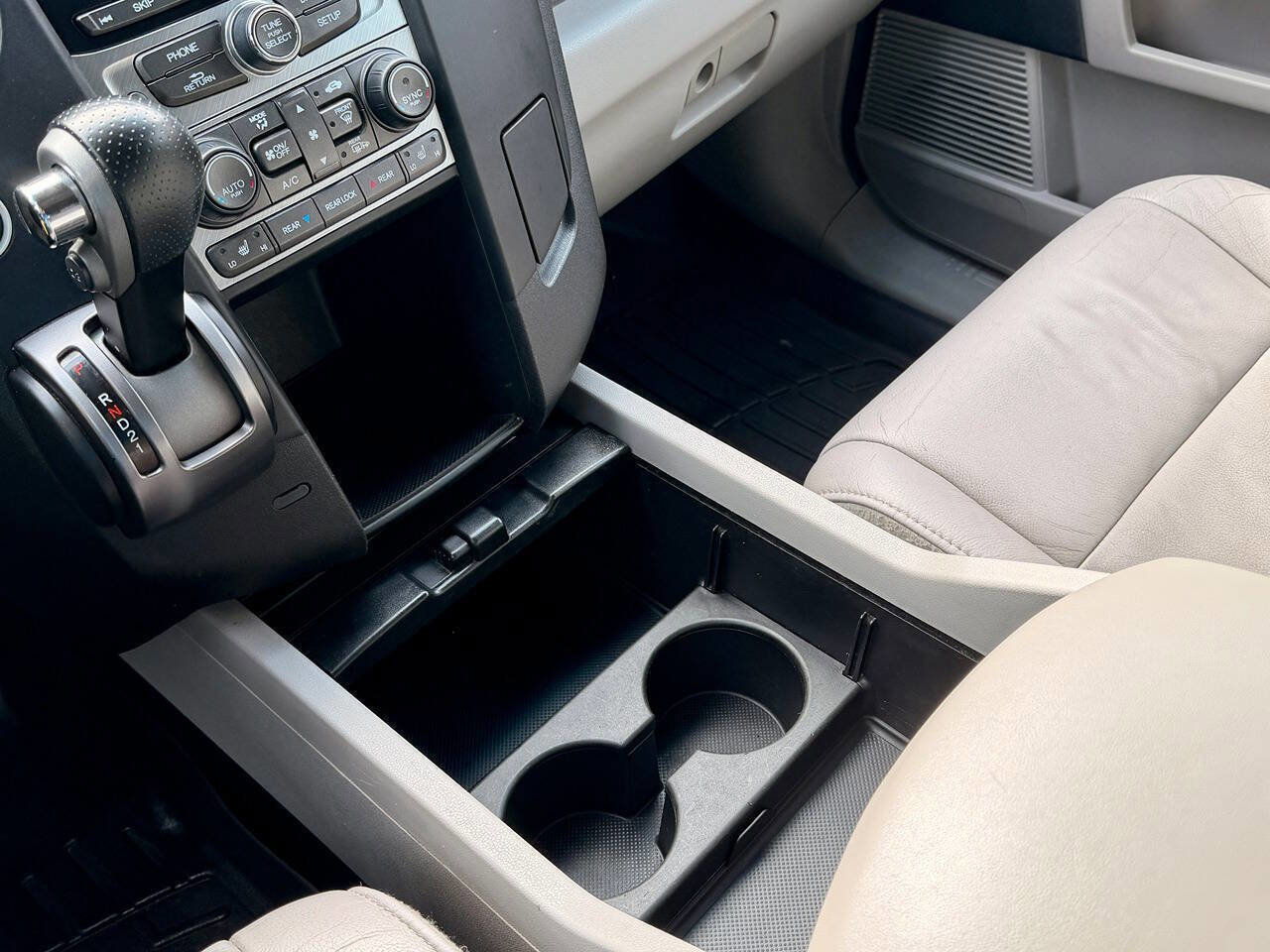 Used 2014 Honda Pilot EX-L image 28