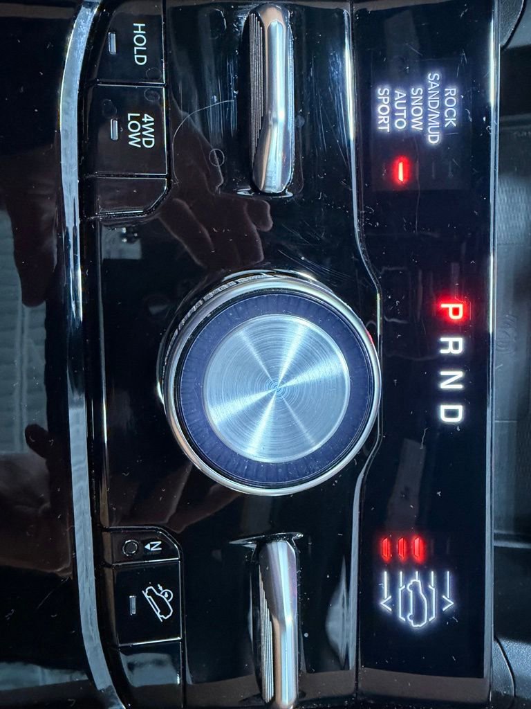 Used 2024 Jeep Grand Cherokee L Summit AWD/4WD image 42