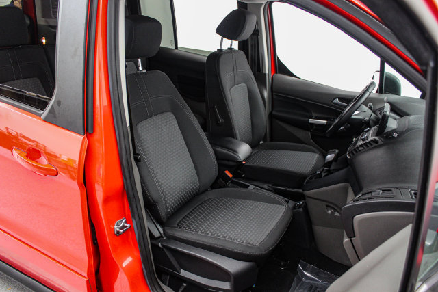 Used 2021 Ford Transit Connect XLT FWD image 19