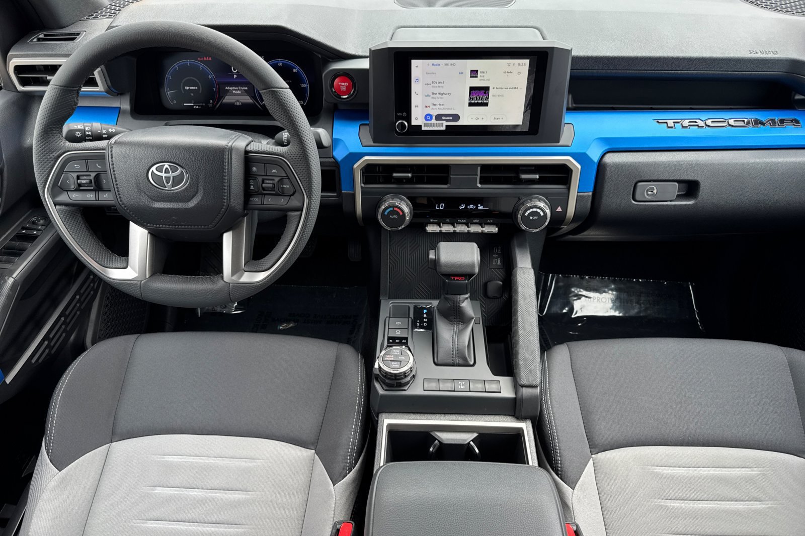 Used 2026 Toyota Tacoma TRD Off-Road AWD/4WD image 16